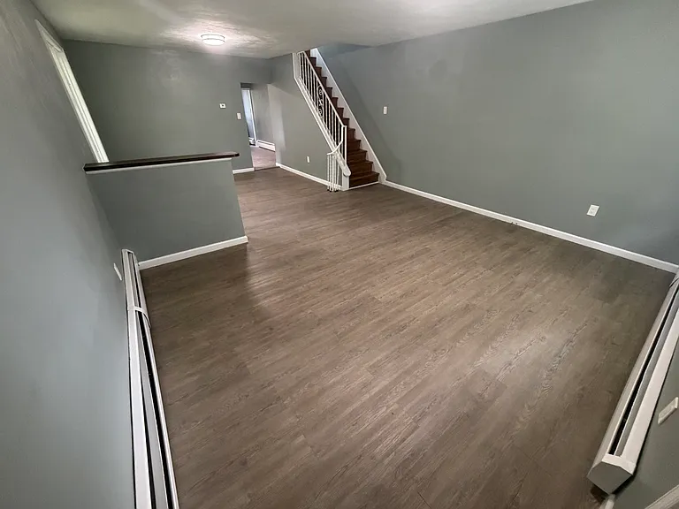 36 Pulaski St — Photo 2