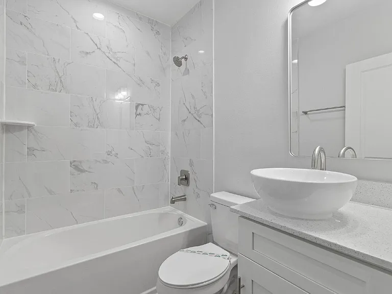 2224 Hilton St — Photo 22