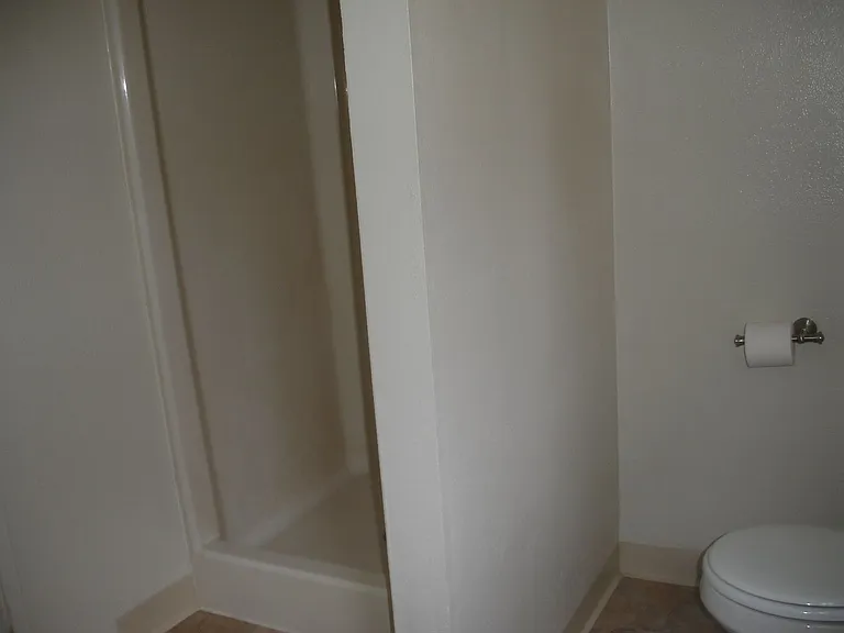 5773 Stratton Ln — Photo 7