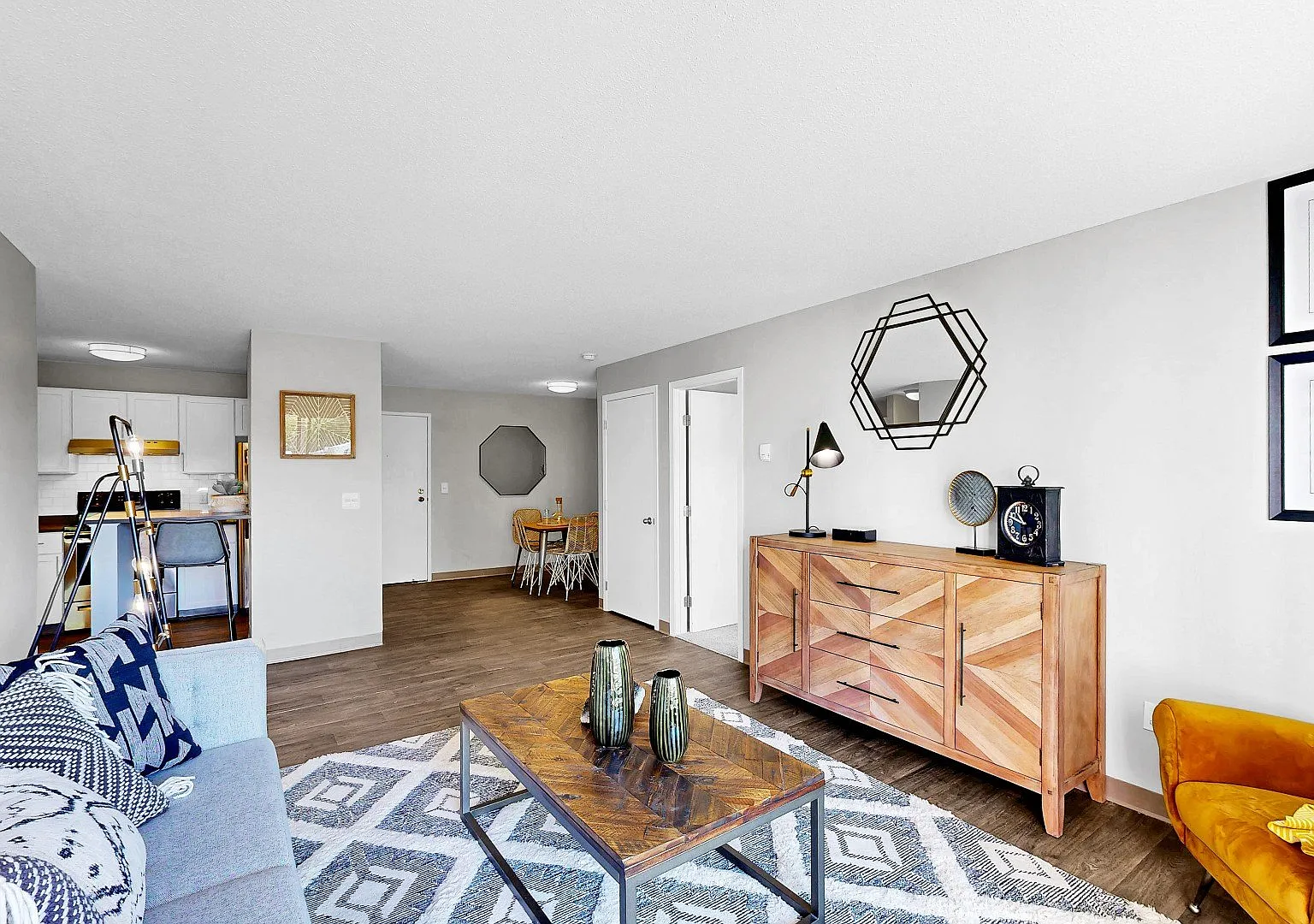 Audenn Apartments — Photo 1