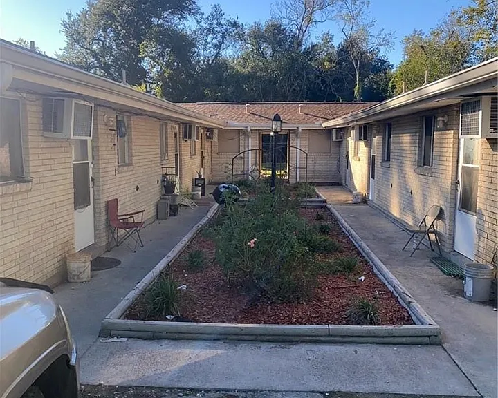 3728 E Opelousas St #C — Photo 2