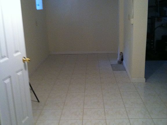 5th image of 3950 Amundson Ave #2