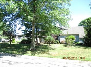 40 George Washington Dr, Monroe Township, NJ
