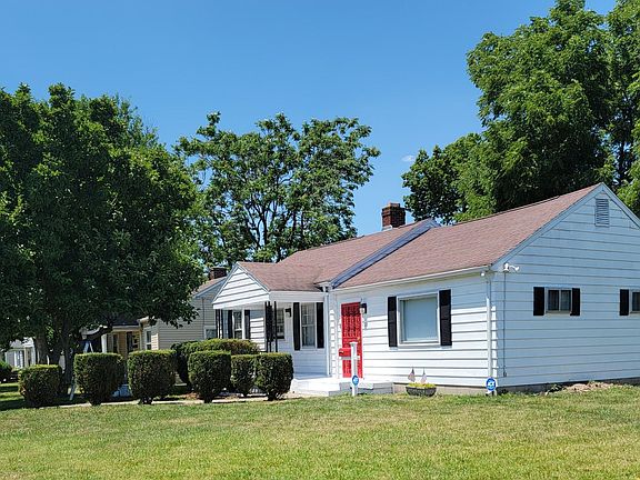 2nd image of 321 W Stewart St
