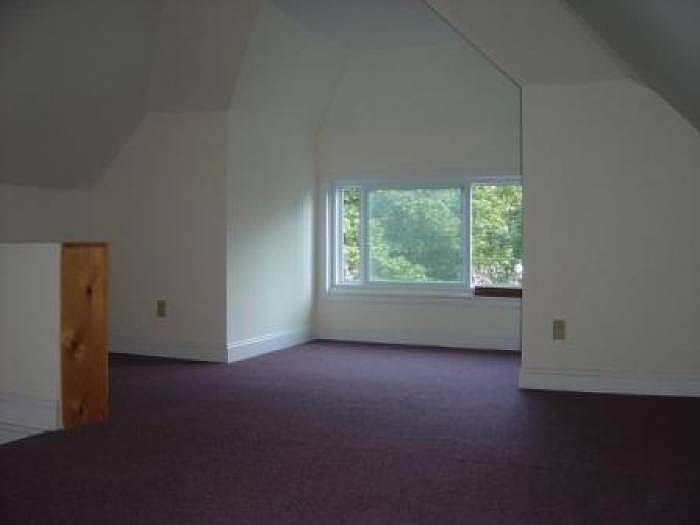 3rd bedroom (3rd floor)