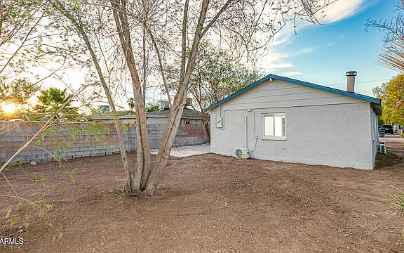 3rd image of 3031 W CYPRESS Street