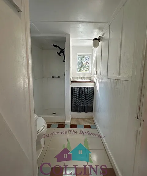 318 Nile St — Photo 13