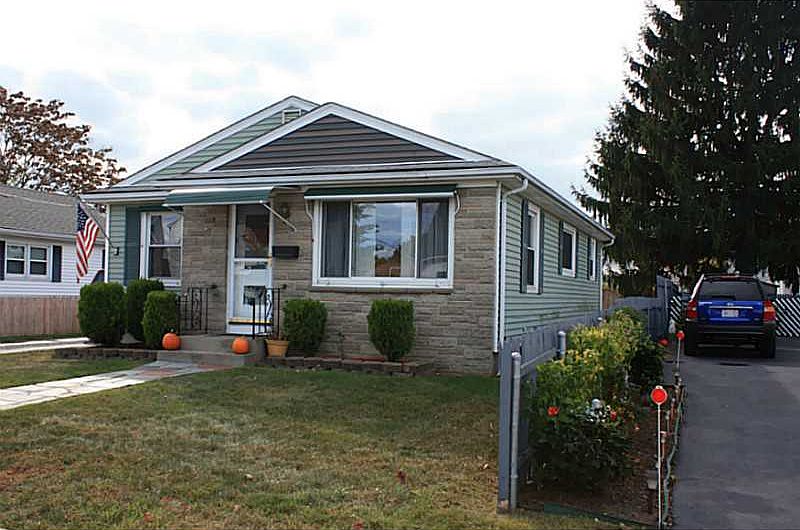 1st image of 48 Dickinson Ave