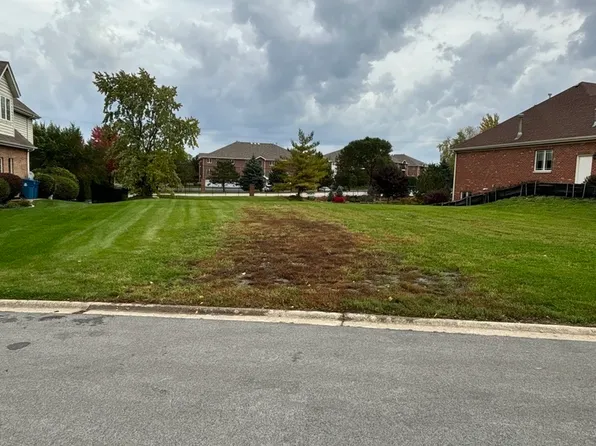 308 Pinehurst Ct, Palos Heights, IL 60463