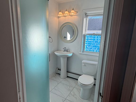 4th image of 60 Alto St Floor 2