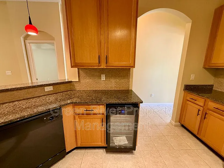 8716 Canopy Oaks Dr — Photo 15