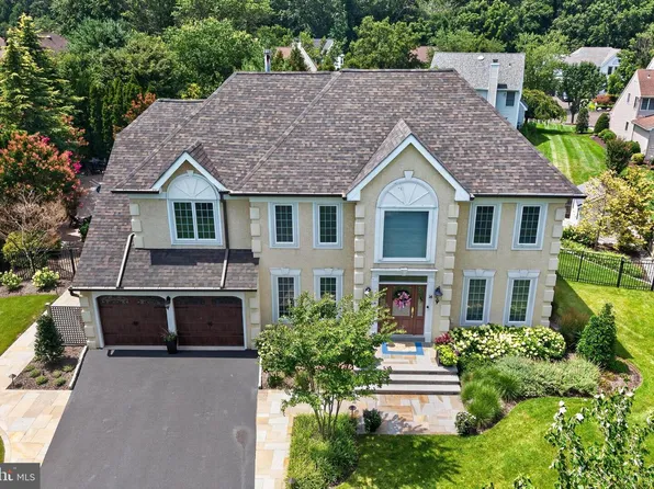 14 Browning Ct, Medford, NJ 08055