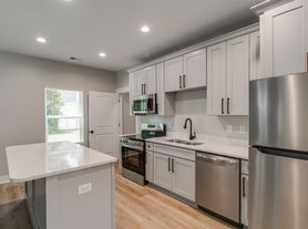 2212 Senate St, Columbia, SC