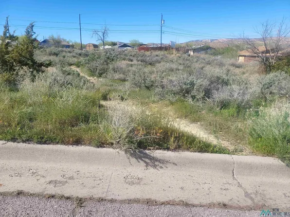 E Morgan Ave, Gallup, NM 87301