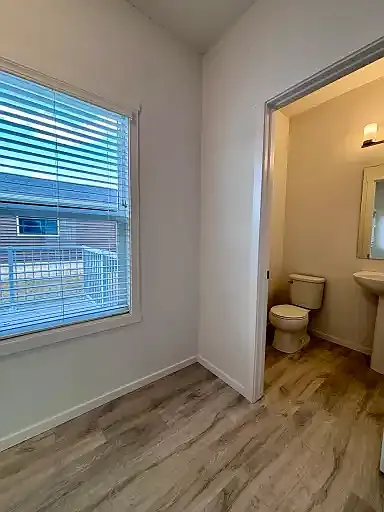 16644 31st Ave SW #1A — Photo 11