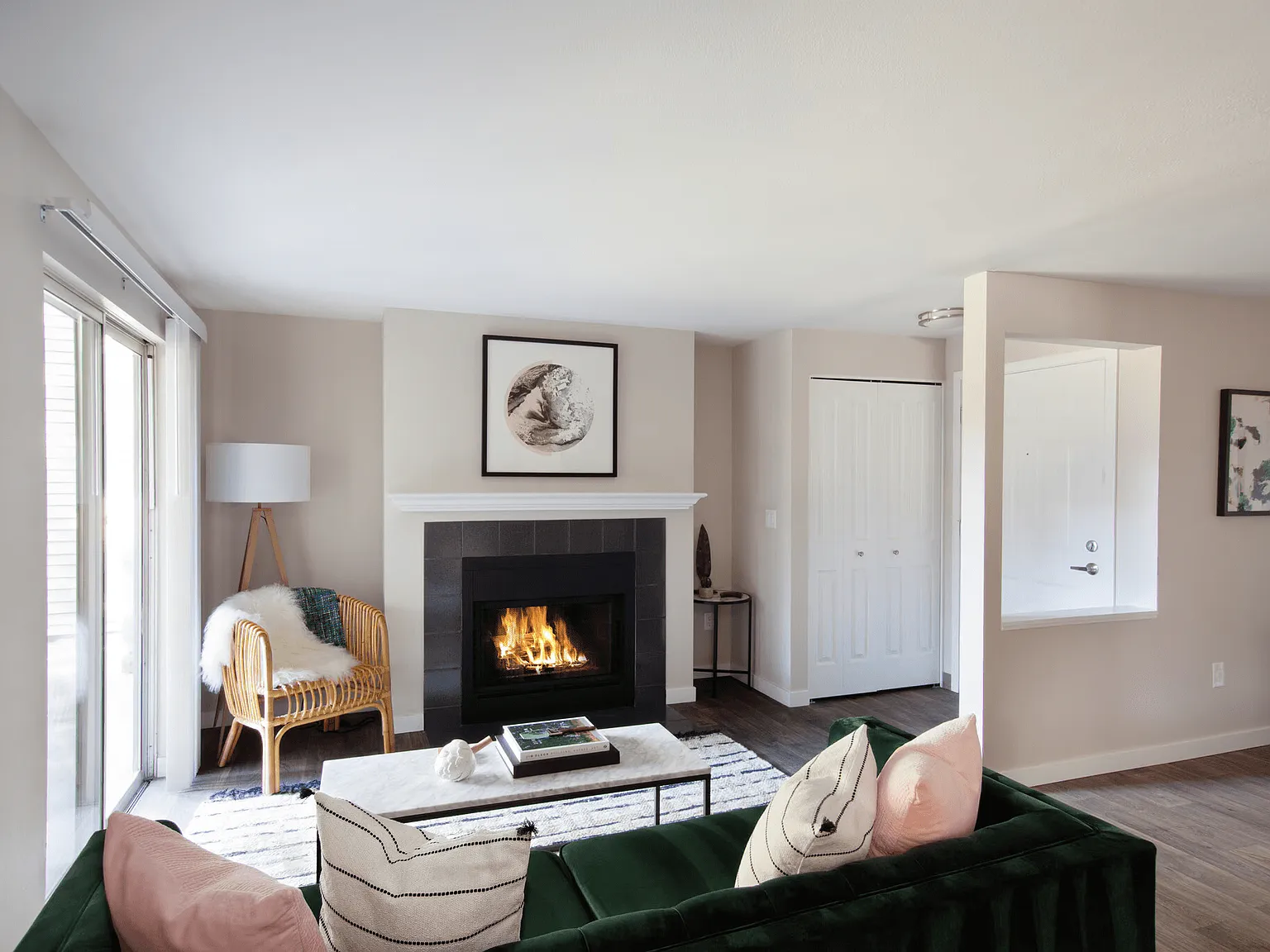 Stonesthrow Apartments — Photo 2
