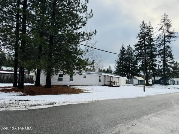 32126 N 6th Ave, Spirit Lake, ID 83869