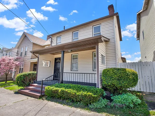 159 W Berkeley St, Uniontown, PA 15401