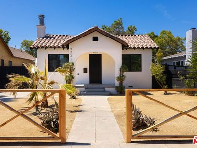 4231 3rd Ave, Los Angeles, CA, 90008