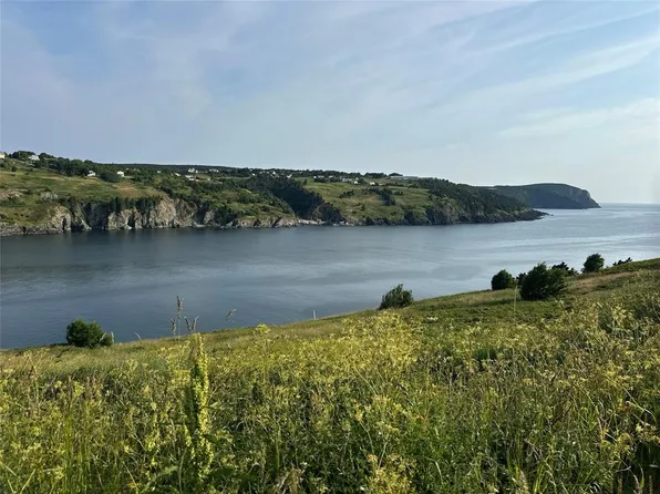 21 Spray Lane, Torbay, NL A1K1A7