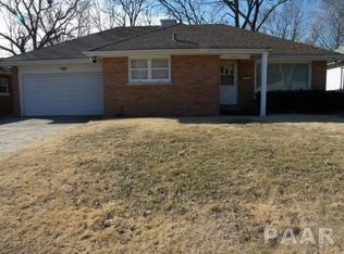 2201 N Flora Ave, Peoria, IL