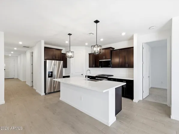 33089 N NOIR Drive, San Tan Valley, AZ 85143