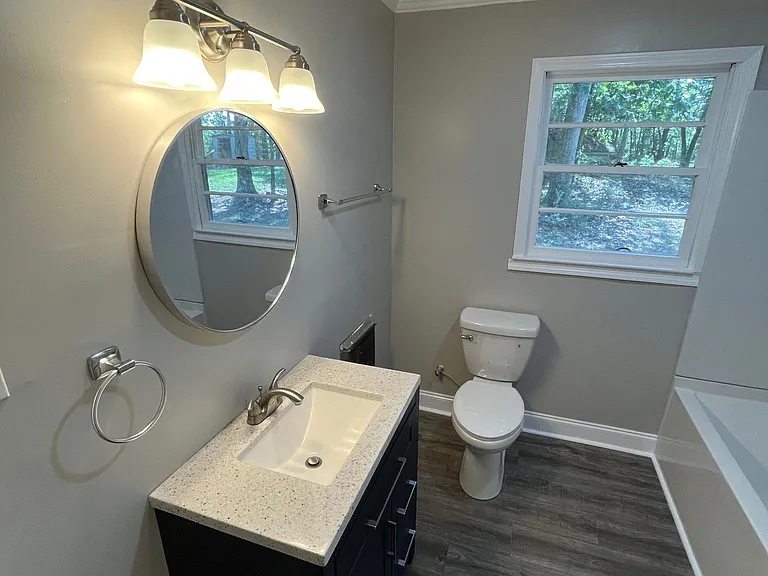 Main bathroom