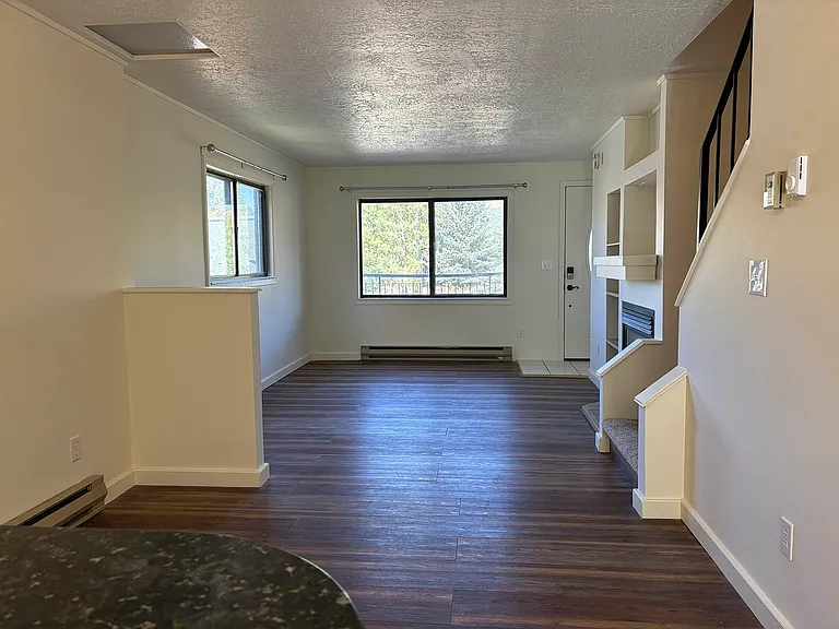 1601 Woodbridge Ct #1601 — Photo 19