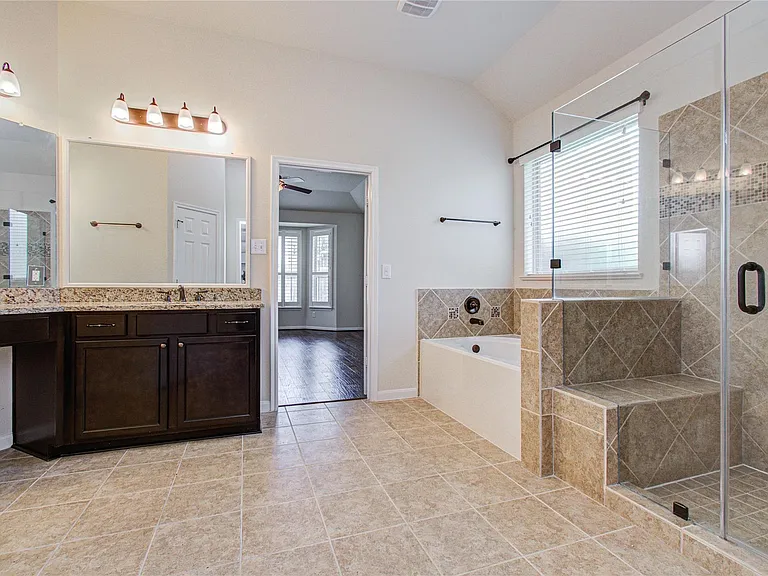 28666 Pleasant Forest Dr — Photo 27