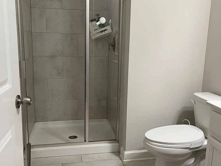guest bathroom 2