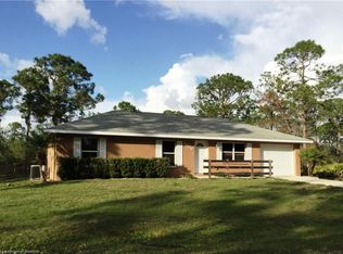 1206 Magnolia St, Sebring, FL 33875