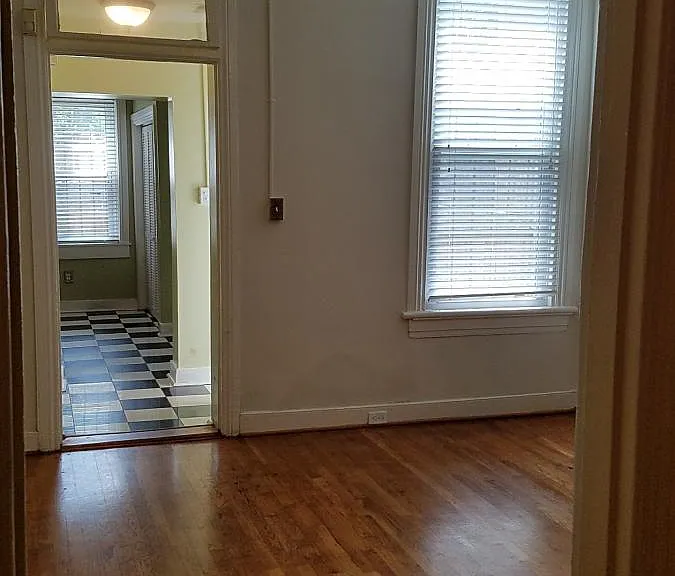 511 Saint James St — Photo 19