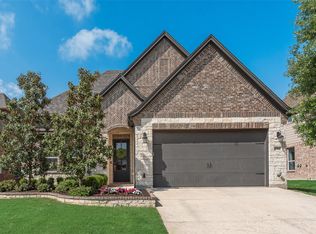 1704 Halifax St, Roanoke, TX 76262