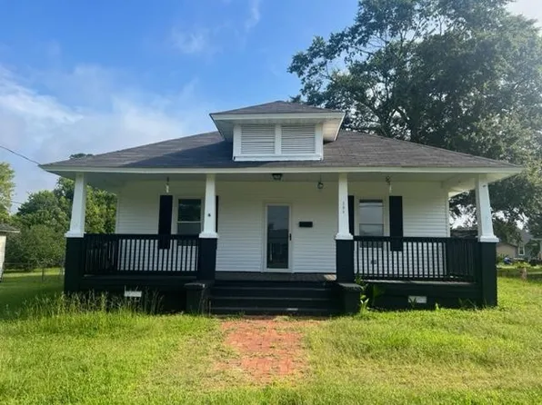 304 W C St, Erwin, NC 28339