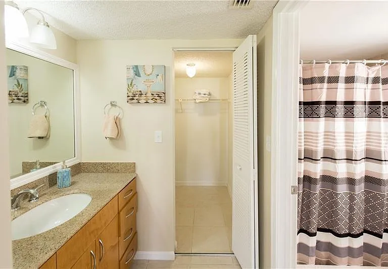 301 Olivewood Pl #125 — Photo 2