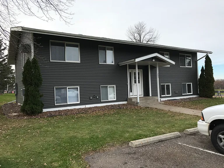 209 Park St #4 — Photo 1