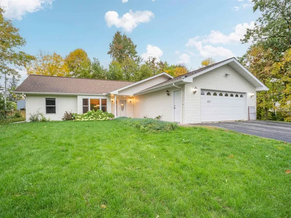 617 25th St, Cloquet, MN 55720