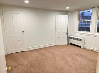 102 School Ln APT 4, Wayne, PA 19087