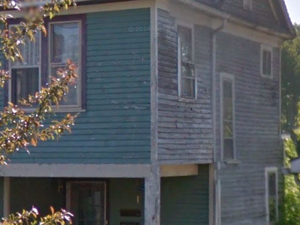 2nd image of 1016 Williams St