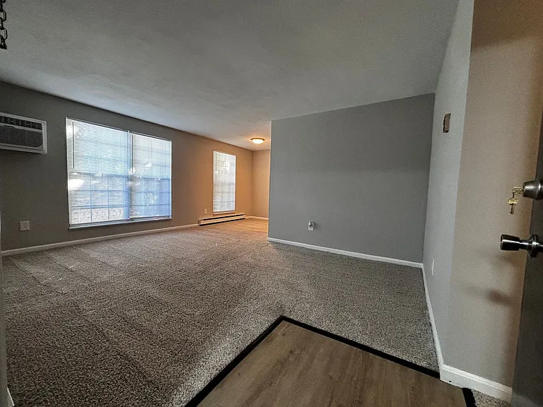 1276 Sanlor Ave #2 — Photo 3