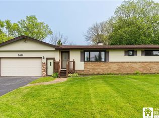 5467 Sterling Rd, Hamburg, NY 14075