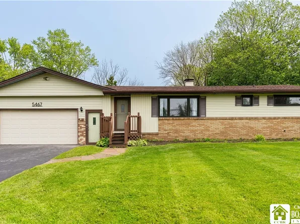 5467 Sterling Rd, Hamburg, NY 14075