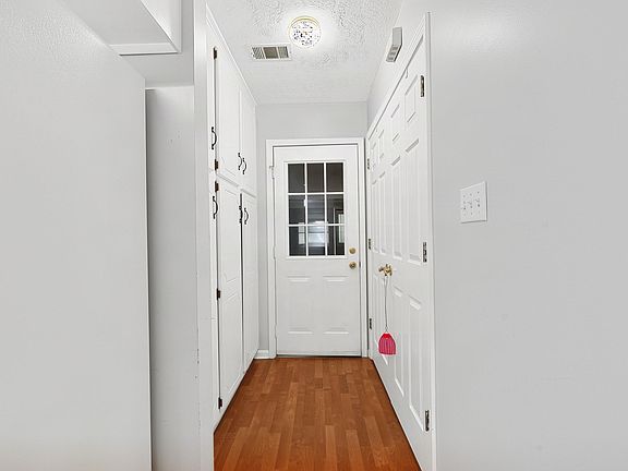 5th image of 2616 Mahogany Dr