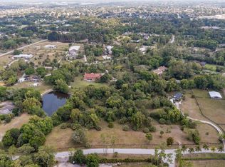 600 E Rambling Dr, Wellington, FL 33414