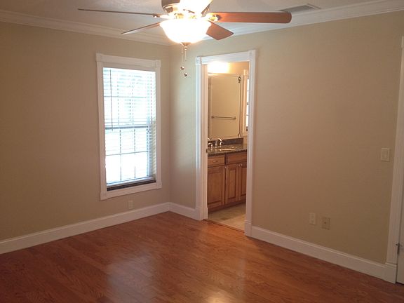 4th image of 3115 Swan Ln