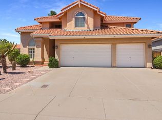 2950 E Redwood Ln, Phoenix, AZ 85048