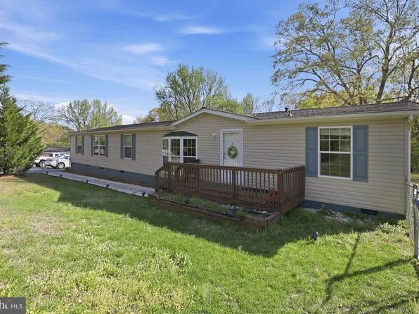 8 Walker Way, Stafford, VA 22554