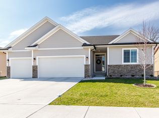 5808 Allerton Dr, Ames, IA 50014