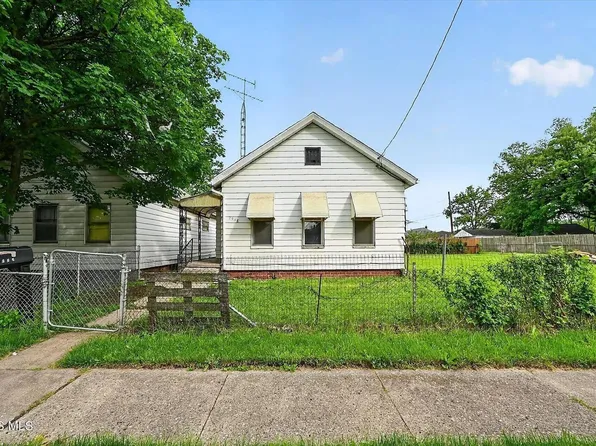2938 Chase St, Toledo, OH 43611