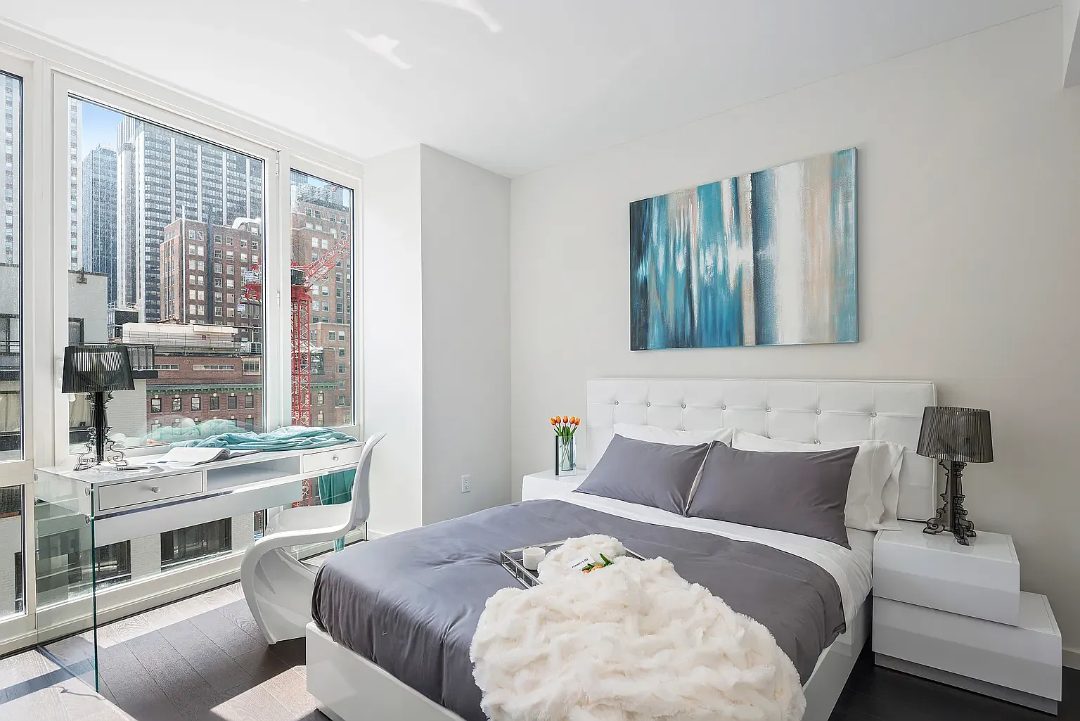 235 East 44th Street — Photo 3